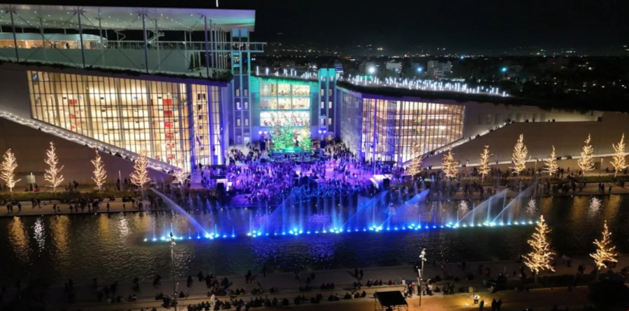 Πράσινο φως για εορταστικό καλάθι και καλάθι παιχνιδιών