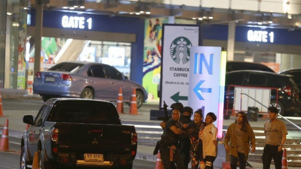 Ταϊλάνδη: Έγινε «καπνός» ο μακελάρης της σφαγής στο εμπορικό
