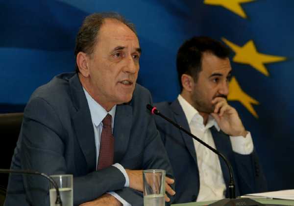 Μήνυση κατά της εφημερίδας «Μακελειό» κατέθεσαν οι Φλαμπουράρης, Σταθάκης και Δρίτσας