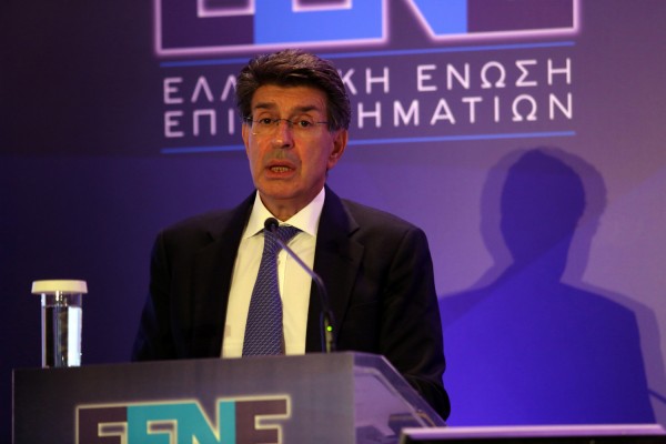 ΣΕΒ: Όχι στην πρόωρη μείωση φορολογικών συντελεστών