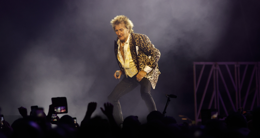 Ο Rod Stewart στην Αθήνα: Τι ώρα θα βγει στη σκηνή - Οδηγίες πρόσβασης