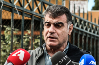Η πρώτη δήλωση Βαξεβάνη μετά την άγρια επίθεση: «Σε σοκ η κόρη μου, η δημοσιογραφία είναι σε δίωξη»