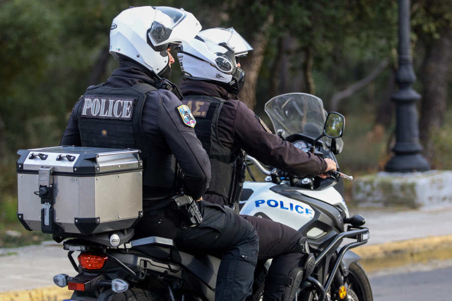 Αχαρνές: Συνελήφθη 60χρονη φυγόποινη για εμπορία ανθρώπων