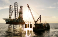 Νέες διακυμάνσεις στην τιμή πετρελαίου μετά τις εξελίξεις για συνομιλίες Ισραήλ-Λιβάνου