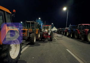 Ούτε βήμα πίσω οι αγρότες: Μήνυμα σε Κ. Μητσοτάκη μέσω Dnews - «Ελάτε στα μπλόκα να κόψουμε βασιλόπιτα»