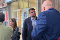 Στο πλευρό του Τσίπρα ο Ζαχαριάδης