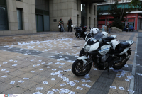 Τρικάκια έριξε ο «Ρουβίκωνας» στο υπουργείο Εξωτερικών, 22 συλλήψεις