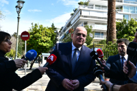 «Η κυβέρνηση στηρίζει τον Μακάριο Λαζαρίδη για το πτυχίο και τον διορισμό»