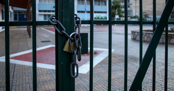 Κλειστά σχολεία την Τρίτη 20/1 - Η λίστα