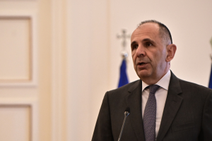 Η μοναξιά του Γεραπετρίτη