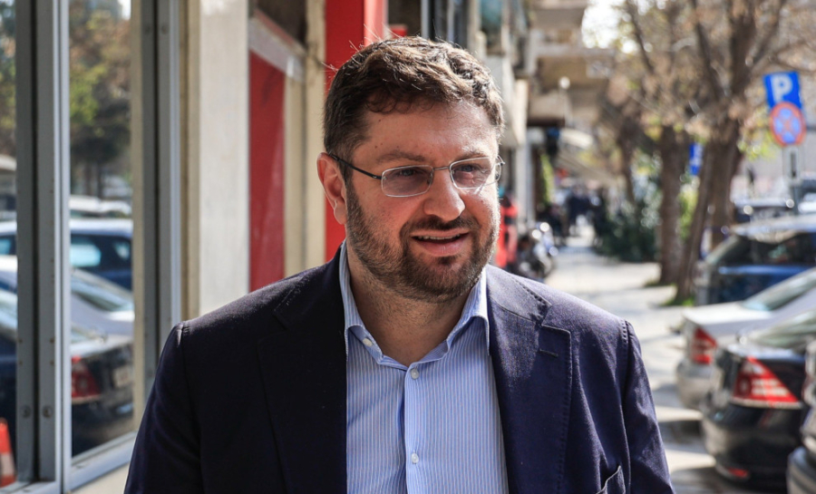«Πυρά» Ζαχαριάδη κατά ΝΔ για τον Τριαντόπουλο: «Χθες έφταιγε η Ευρωπαϊκή Εισαγγελία, σήμερα ο Άρειος Πάγος;»