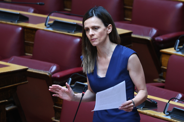 Παραιτείται από βουλευτής η Έφη Αχτσιόγλου
