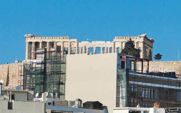 Απειλείται η θέα της Ακρόπολης - Εξετάζεται το ενδεχόμενο «πράσινου» φωτός στα ψηλά κτίρια
