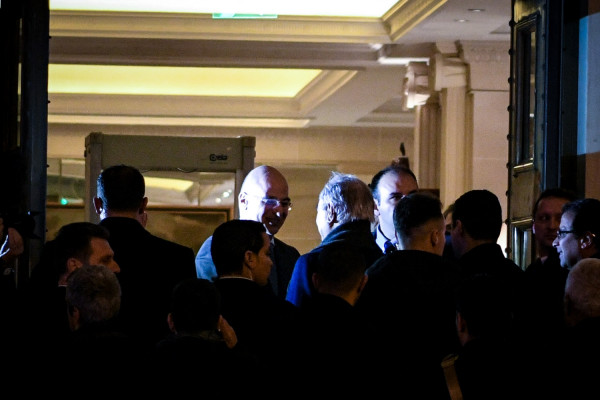 Δεν πήραν με καλό μάτι οι Τούρκοι την επίσκεψη Χαφτάρ στην Ελλάδα