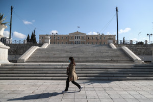 Αναστολή εργασίας: Ξεκινούν σήμερα οι πληρωμές