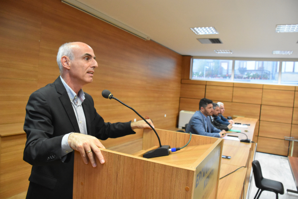 Μένει προς ώρας στον ΣΥΡΙΖΑ ο Γαβρήλος – Στάση αναμονή από τον Κόκκαλη