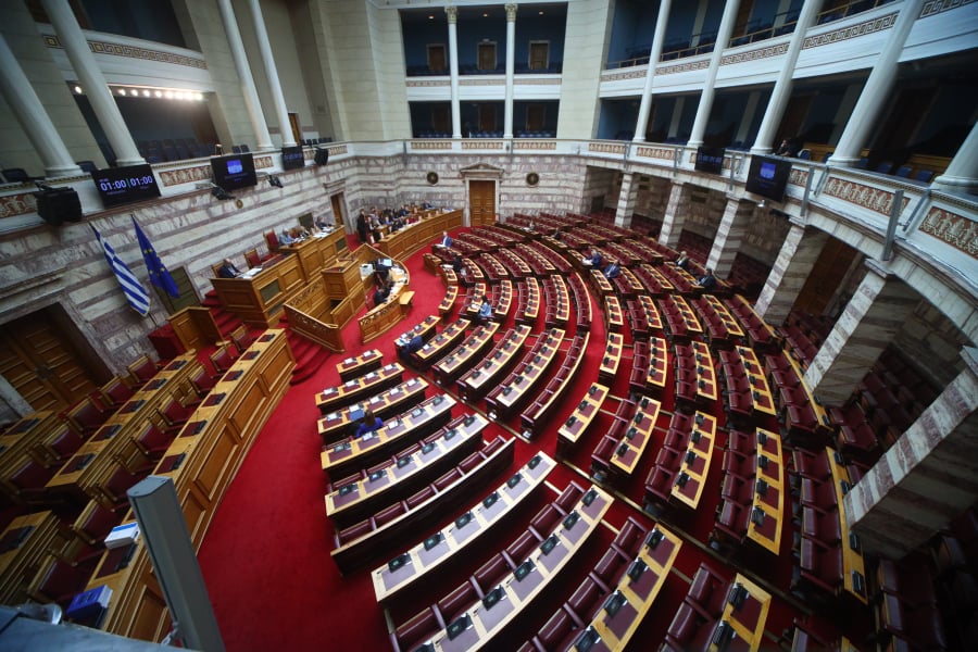 Βουλή: Επίσημη «πρώτη» για τον «κόφτη» - Ο «κλήρος» έπεσε στον Κατρίνη
