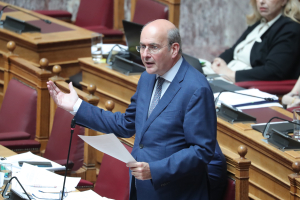 Χατζηδάκης: Τέλος σε «ιστορίες καθημερινής τρέλας» σε σχέση με τα ακίνητα - 4 νέες πρωτοβουλίες