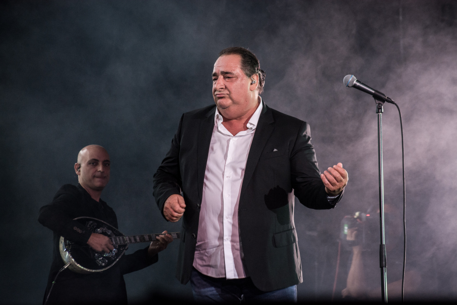 Βασίλης Καρράς: Πώς τον έπεισαν οι Πυξ Λαξ να πει το «Ασ'την να λέει»