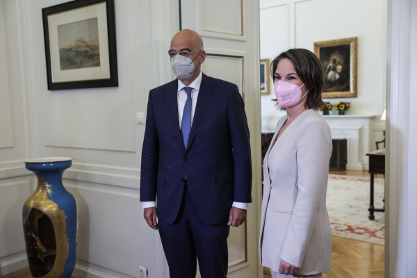 Ο Δένδιας επαναφέρει το θέμα των γερμανικών αποζημιώσεων: «Είναι ζήτημα αρχής»