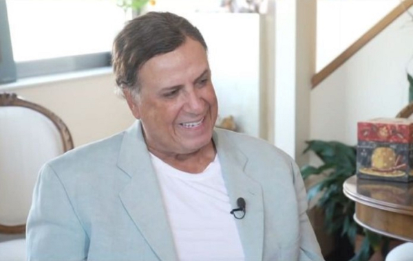 Χάρης Ρώμας: Η απάντηση για την φωτογραφία ΑΙ από τα γυρίσματα του «Κωνσταντίνου και Ελένης»