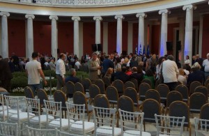 Όλοι στο Ζάππειο για τη μεγάλη Φιέστα - Πως εμφανίστηκαν οι υπουργοί(φωτό)