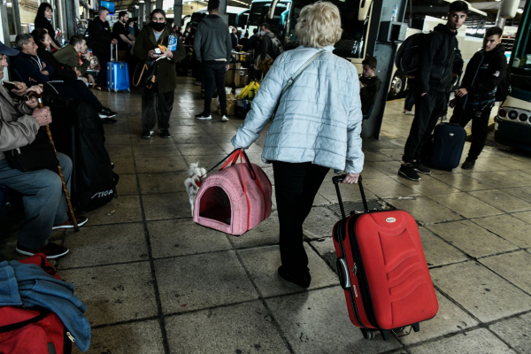Ο δρόμος προς το Καρναβάλι: Μαζική έξοδος των Αθηναίων για το τριήμερο της Καθαράς Δευτέρας