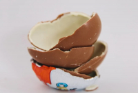 Κλείνει το εργοστάσιο Kinder στο Βέλγιο μετά τη μόλυνση με σαλμονέλα