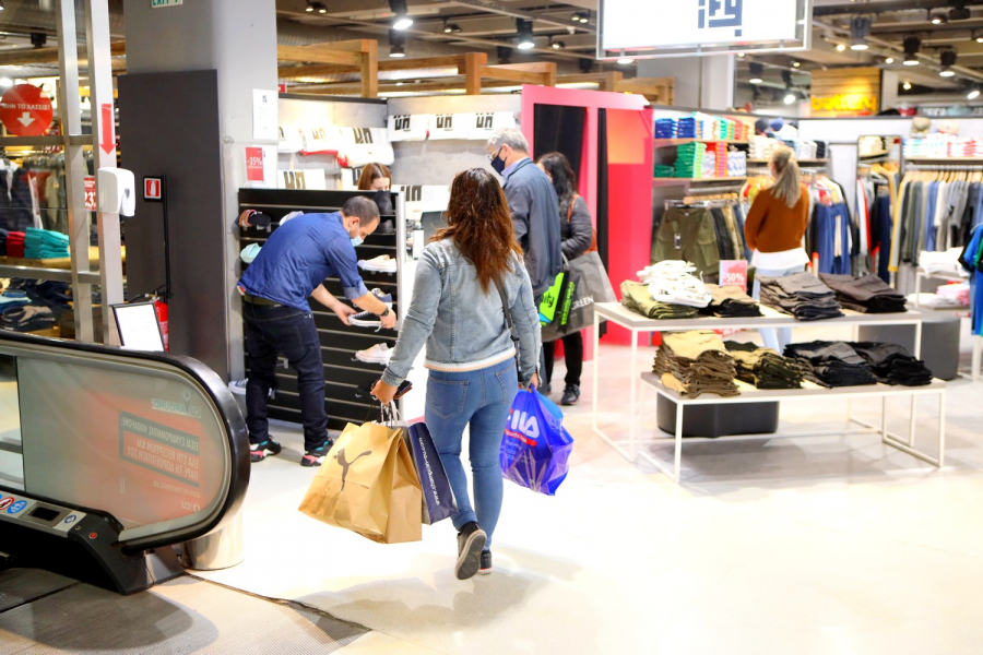 Πού εντοπίζονται τα 362 νέα κρούσματα κορονοϊού στη χώρα, 11 στις πύλες εισόδου, ο «χάρτης» διασποράς