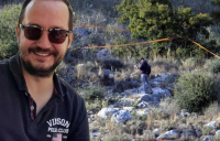 Νέα αποκάλυψη για τον Βασίλη Καλογήρου: Το εύρημα που ανατρέπει τα δεδομένα