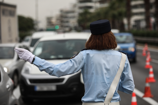 Έκτακτα μέτρα της Τροχαίας για την έξοδο του Δεκαπενταύγουστου