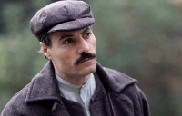 «Άγιος Έρωτας»: Ο Γεράσιμος εμφανίζεται ξαφνικά στο Μαύρο Λιθάρι και φέρνει αναταραχές