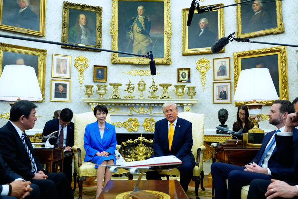 Τραμπ: Δεν στέλνω στρατεύματα πουθενά, αν το έκανα σίγουρα δεν θα σας το έλεγα