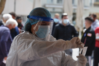 Επιδημιολογική «βόμβα» η Αττική με πάνω από 15.000 νέα κρούσματα, κοντά στα 4.000 η Θεσσαλονίκη, ο χάρτης διασποράς