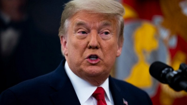 Facebook: Σε διαδικτυακή «απομόνωση» για δύο χρόνια ο Τραμπ μετά το μπλοκ