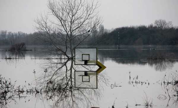 Για τα προβλήματα από τις πλημμύρες στον Έβρο ενημερώθηκε ο Τέρενς Κουίκ 