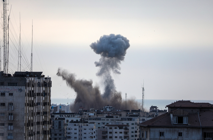 Η Γάζα σε πλήρη πολιορκία - Το Ισραήλ κόβει στους Παλαιστίνιους ρεύμα, τρόφιμα, νερό και καύσιμα
