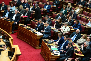 Τι συμβαίνει στο «τρίγωνο» ΠΑΣΟΚ, ΣΥΡΙΖΑ και Ζωής