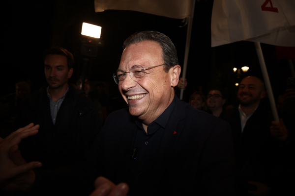 Προσκλητήριο Φάμελλου για επιστροφή στον ΣΥΡΙΖΑ