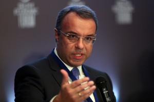 Σταϊκούρας για Μεσοπρόθεσμο: "Με αριστερή χρυσόσκονη, δεν βάφονται αυγά"