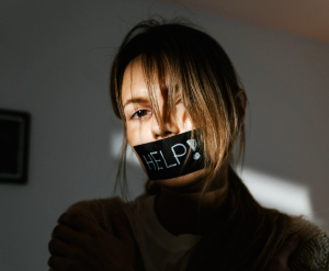 Καθεστώς πρόσφυγα παραχωρεί το Ευρωπαϊκό Δικαστήριο σε γυναίκες θύματα ενδοοικογενειακής βίας