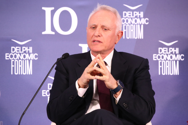 Η νέα δημόσια παρέμβαση Ραγκούση