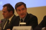 Καμίνης: Να μην δημοπρατηθούν οι δημοτικοί ραδιοφωνικοί σταθμοί