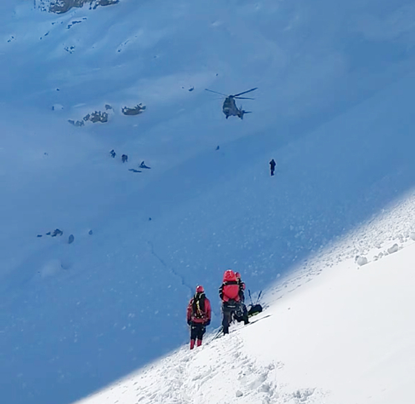 Βαρδούσια: Βίντεο - ντοκουμέντο από την ανάσυρση των ορειβατών - Εκτάκτως σήμερα η ιατροδικαστική εξέταση