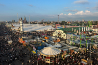 Κλειστό το Oktoberfest μετά από επεισόδιο με εκρήξεις και πυροβολισμούς στο Μόναχο