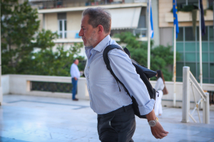 Δίκη Λιγνάδη: Ξανά στο εδώλιο για τρεις βιασμούς ανηλίκων