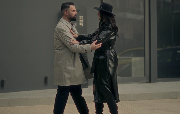 Γιώργος Παπαδόπουλος: Κυκλοφορεί το νέο του τραγούδι – «Έρωτας Είσαι»