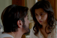 «Άγιος Έρωτας»: Ο πατήρ Νικόλαος αποφασίζει να μείνει δίπλα στη Χλόη έστω και κρυφά (Βίντεο)