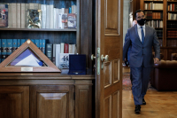 «Δεν θα αφήσουμε τους συμπολίτες μας να παγώσουν» λέει ο Άδωνις Γεωργιάδης