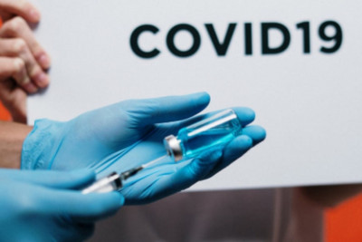 Η αποτελεσματικότητα του εμβολίου της Novavax φτάνει το 90%, υστερεί κατά της νοτιοαφρικανικής μετάλλαξης